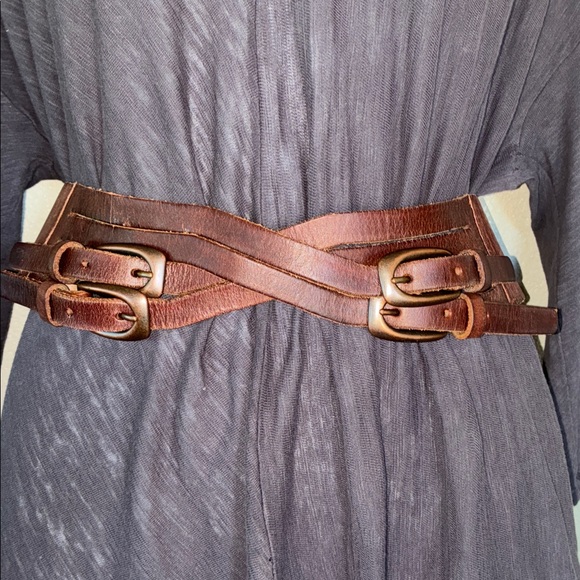 LINEA PELLE Belt Elegant Brown Leather with 4 buckles. Med. (adj.) - Picture 3 of 14